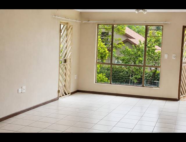 3 BEDROOM APARTMENT FOR SALE IN VORNA VALLEY